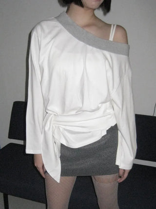 off-shoulder ribbon loose fit bundled long-sleeved t-shirt