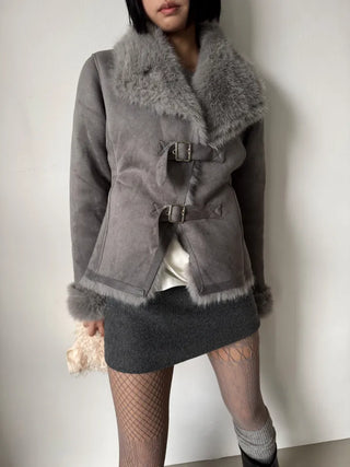 Venetian buckle trimmed fur mustang jacket