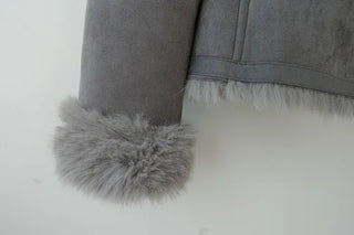 Venetian buckle trimmed fur mustang jacket