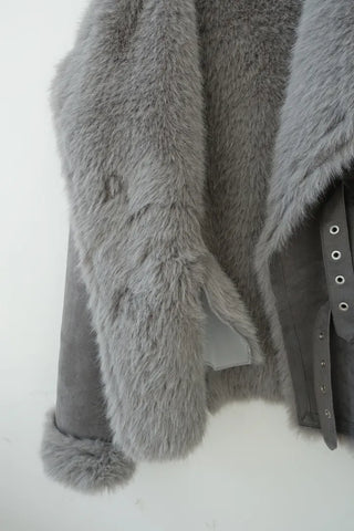 Venetian buckle trimmed fur mustang jacket