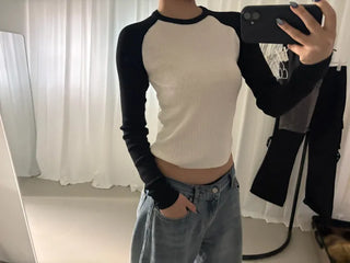 Nagrang color blocking ribbed knit long-sleeved t-shirt