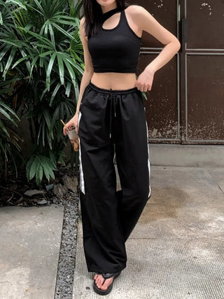 Cut-out crop sleeveless nasi crop top