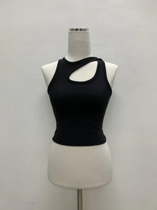Cut-out crop sleeveless nasi crop top
