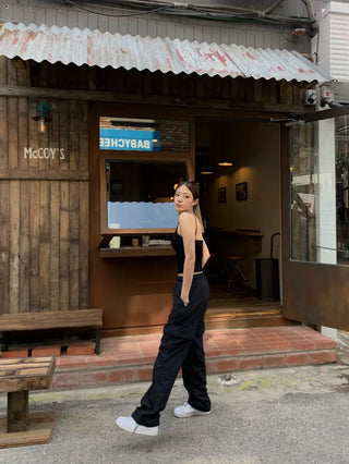 Backless ribbed sleeveless top with built-in cap
