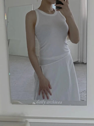 Moment Golji Sleeveless Top