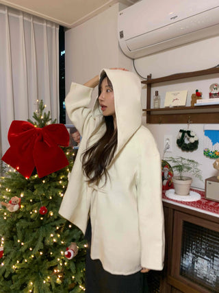 Pale Oversized Wide Collar Crop Short Coat
