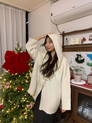 Pale Oversized Wide Collar Crop Short Coat