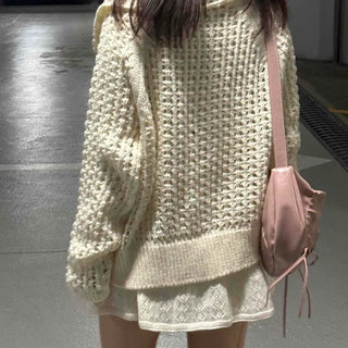 Pocket Detail Loose Fit Short V-Neck Knit Cardigan