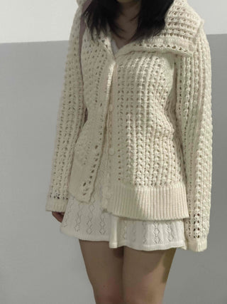 Pocket Detail Loose Fit Short V-Neck Knit Cardigan