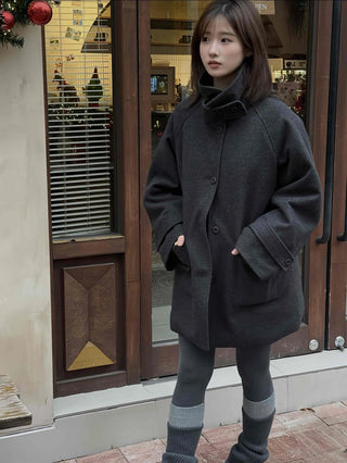 Minimal Short Slit Pocket High-Neck Coat