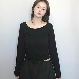 Minimal Slim Fit Round Neck Cropped Long Sleeve T-shirt
