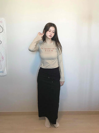 Signature Lettering Embroidered Slim Fit Round Long Sleeve Tee