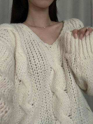 Cable Knit Loose Fit Wool V-Neck Knit