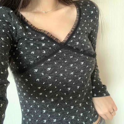 Flower Crop Fleece V-Neck Long Sleeve T-Shirt