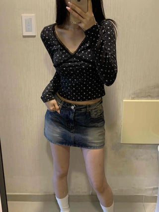 Flower Crop Fleece V-Neck Long Sleeve T-Shirt