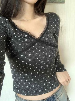 Flower Crop Fleece V-Neck Long Sleeve T-Shirt