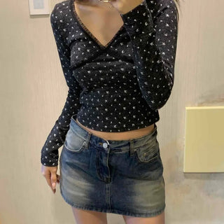 Flower Crop Fleece V-Neck Long Sleeve T-Shirt