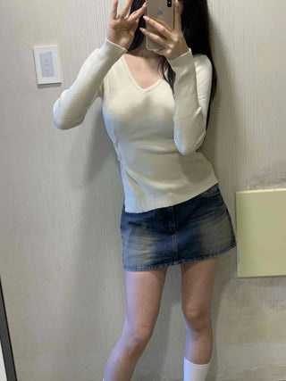 Side Slit Button Slim Fit V-Neck Ribbed Knit