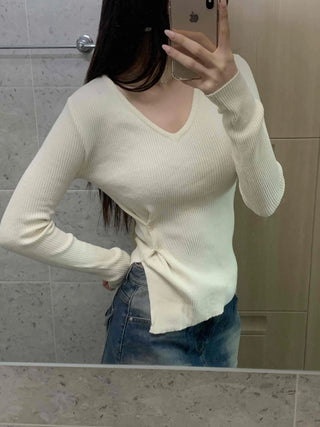 Side Slit Button Slim Fit V-Neck Ribbed Knit