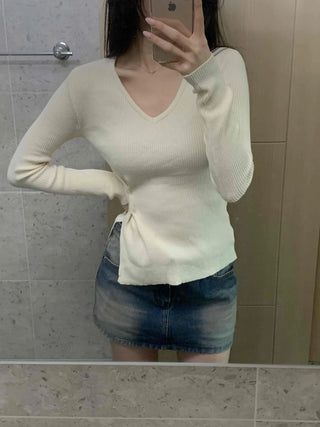 Side Slit Button Slim Fit V-Neck Ribbed Knit