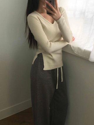 Side Slit Button Slim Fit V-Neck Ribbed Knit