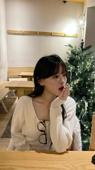 Pure V-Neck Button Ribbed Crop Knit Cardigan