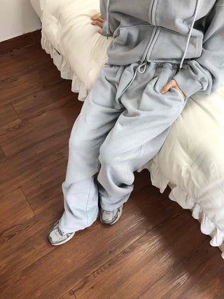 Soft Pigment Drawstring Wide Fit Sweatpants