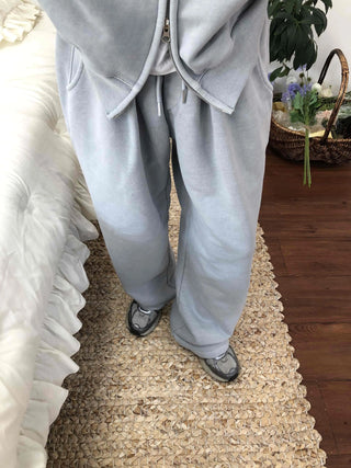 Soft Pigment Drawstring Wide Fit Sweatpants