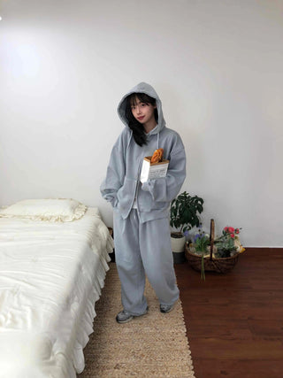 Soft Pigment Drawstring Wide Fit Sweatpants