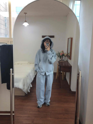 Soft Pigment Drawstring Wide Fit Sweatpants
