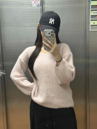 Soft Fur Touch V-Neck Loose Fit Knit