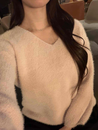 Soft Fur Touch V-Neck Loose Fit Knit
