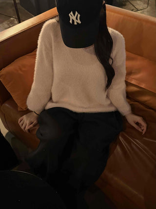 Soft Fur Touch V-Neck Loose Fit Knit
