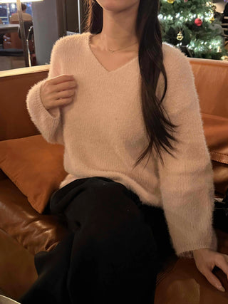 Soft Fur Touch V-Neck Loose Fit Knit