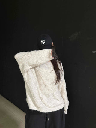 Vintage Diagonal Grunge Wool Round Neck Knit