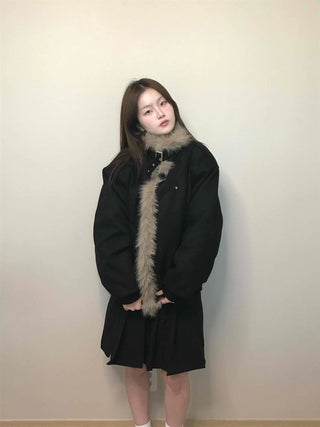 Falling Fur Line Hooded Windbreaker Crop Jumper