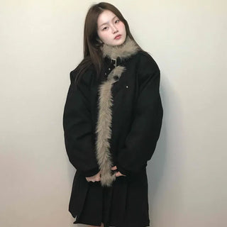 Falling Fur Line Hooded Windbreaker Crop Jumper