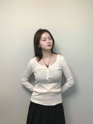 Soft Collar Knit Bodyline Button Long Sleeve T-shirt