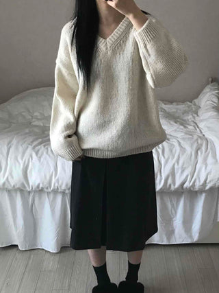 Soft Crop Oversized V-Neck Knit