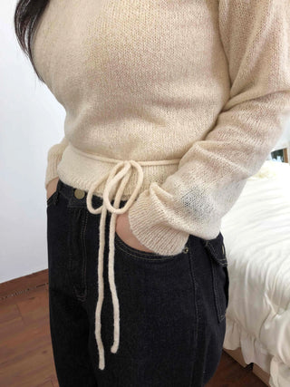 String Shirred V-Neck Crop Knit