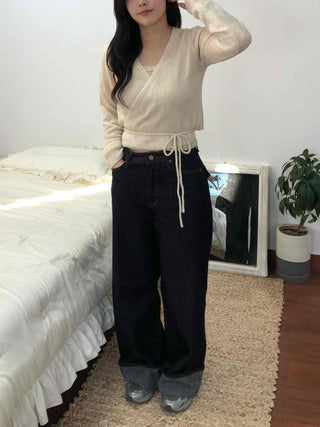String Shirred V-Neck Crop Knit