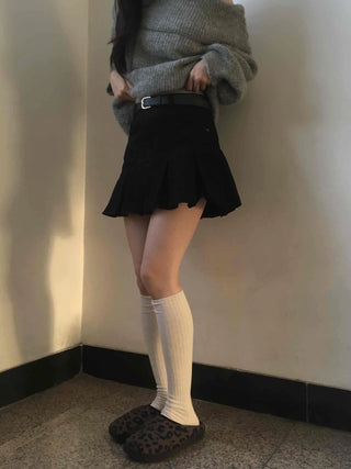Diagonal Asymmetrical Pleated Cotton Mini Skirt