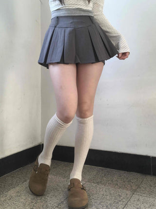 High-waisted Boxy Pleated Mini Skirt