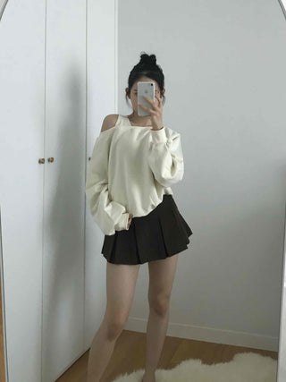 Asymmetrical Neckline Puff Sleeve Frill Sweatshirt
