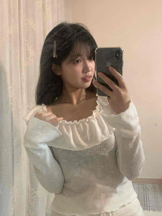 Big Ruffle Collar Shirred Sleeve Slim Long Sleeve T-shirt