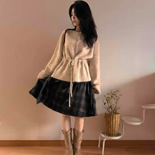Natural Texture Round Neck Loose Knit Cardigan with String Details