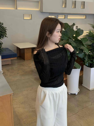 Glam See-through Off-shoulder Shirred Long Sleeve T-shirt