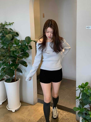Square Neck Slim Shoulder Cutout Ribbed Long Sleeve T-shirt