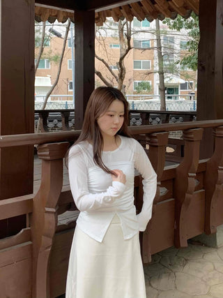 Slim Fit Round Long Sleeve T-Shirring Slit Detail