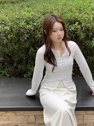 Slim Fit Round Long Sleeve T-Shirring Slit Detail